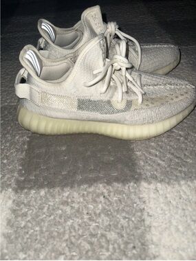 Yeezy shoes